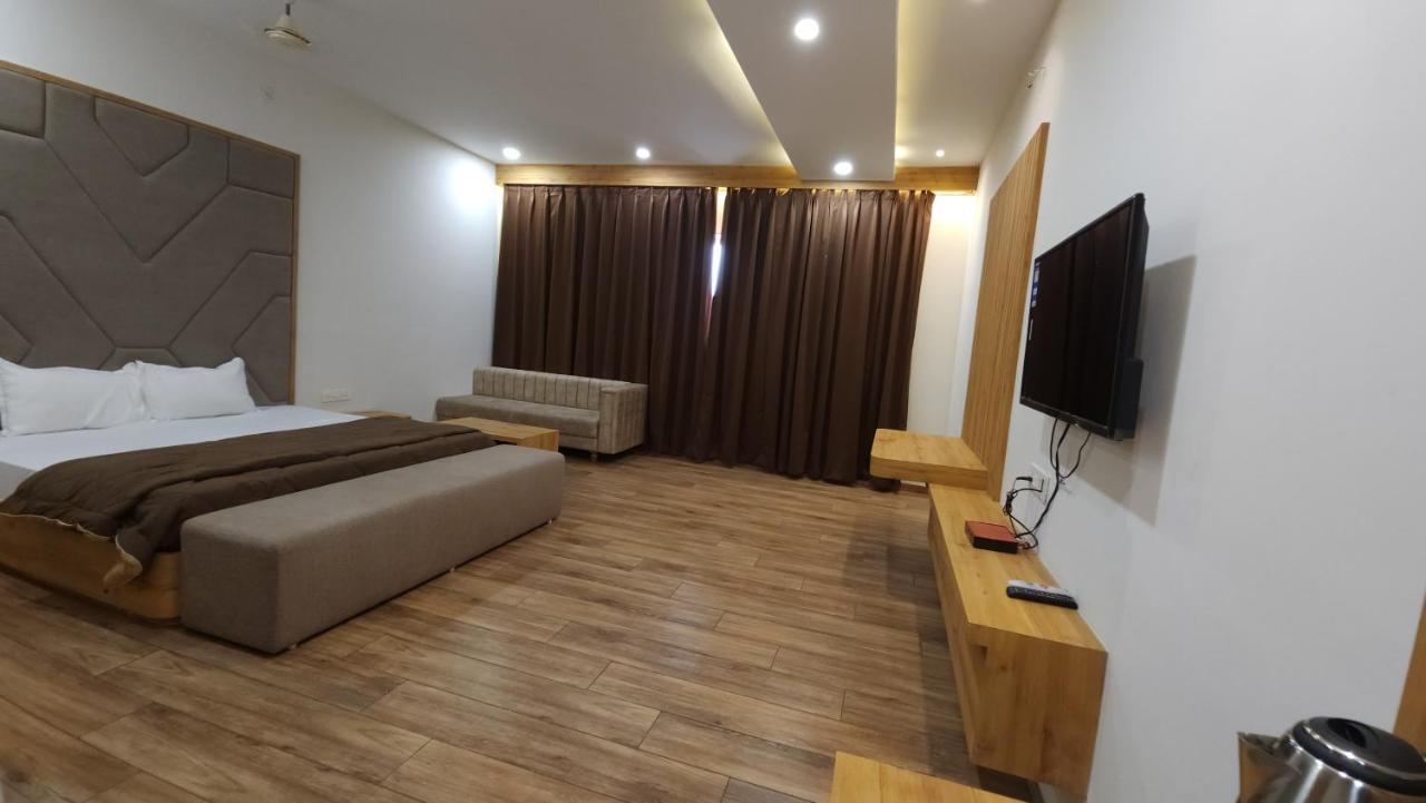 Aanandam Greens Hotel Sehore Exterior photo